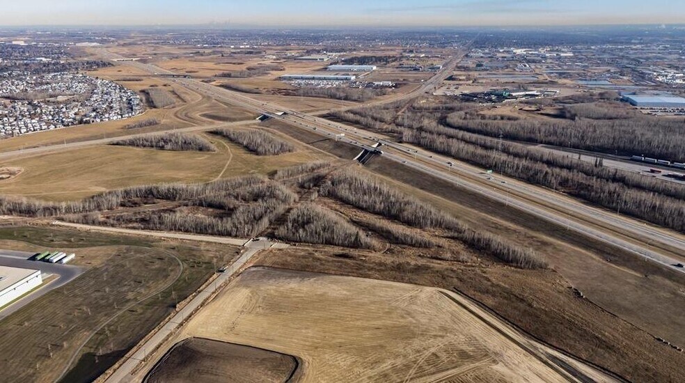 More Photos Of 18401 137 Av NW, Edmonton Land For Sale