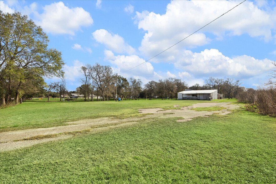 More Photos Of 4343 Buller Rd, Pattison Land For Sale