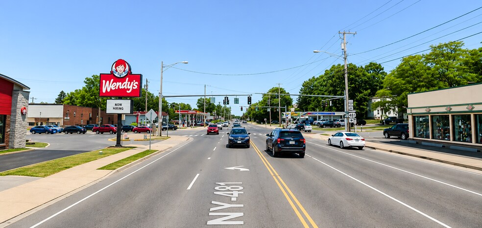 More Photos Of 222 S 2nd St, Fulton Fast Food For Sale