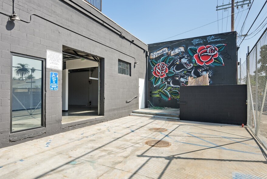 More Photos Of 4310-4312 W Jefferson Blvd, Los Angeles Loft Creative Space For Lease