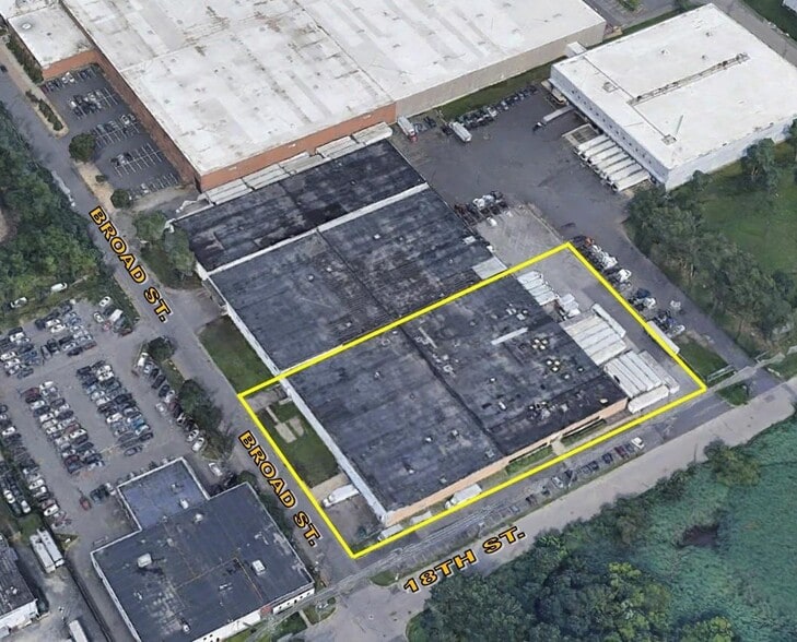 More Photos Of 175 Broad St, Carlstadt Distribution For Lease