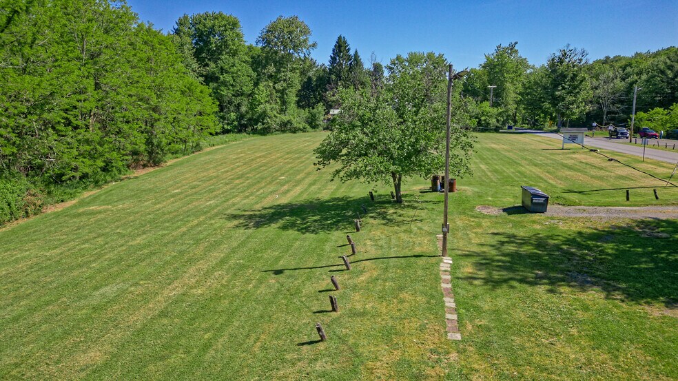 More Photos Of 160 Creamery Rd, Greenville Specialty For Sale