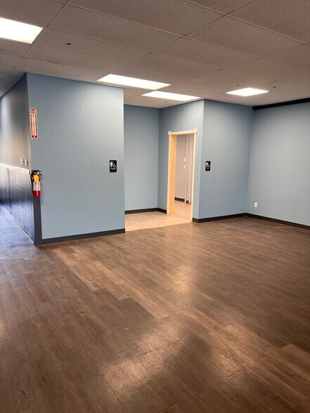 More Photos Of 115-119 Washington St NE, Brainerd Storefront Retail Office For Lease