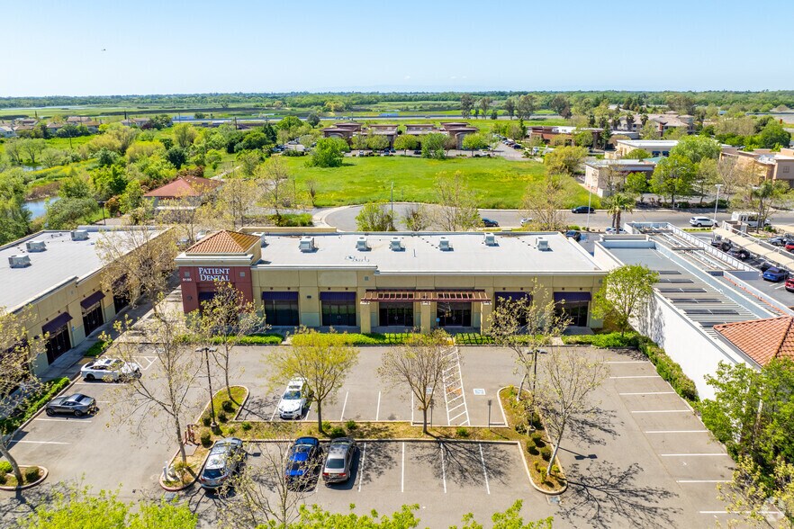 More Photos Of 9180 Harbour Point Dr, Elk Grove Freestanding For Lease