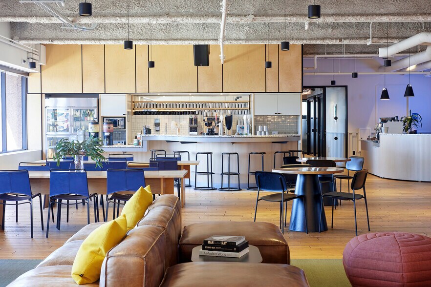 More Photos Of 1 Beacon St, Boston Coworking Space