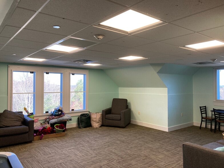 More Photos Of 220 Danville Corner Rd, Auburn Assisted Living For Lease