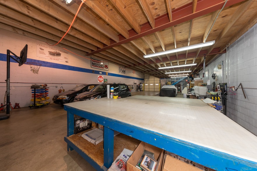 More Photos Of 824 E 222nd St, Euclid Warehouse For Sale