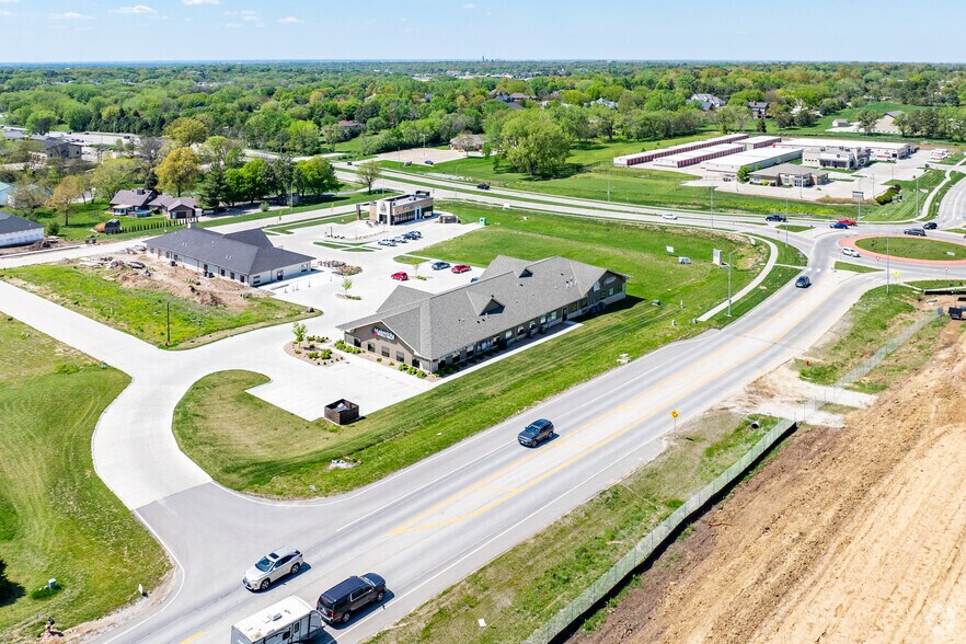 More Photos Of 70th & Pine Lake Rd, Lincoln Office For Lease