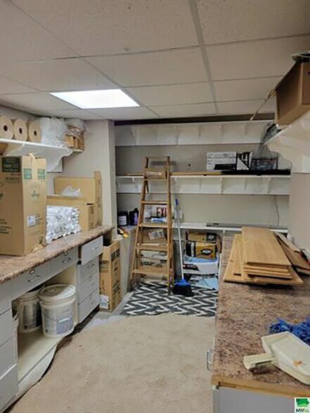 More Photos Of 423 George St, Sioux City Specialty For Sale