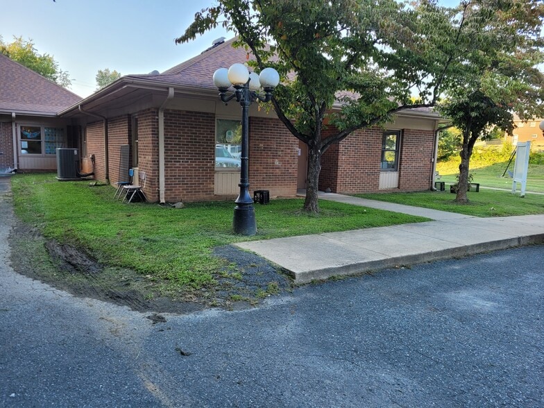 More Photos Of 130 Williamson Ave, Mount Airy Multifamily For Sale