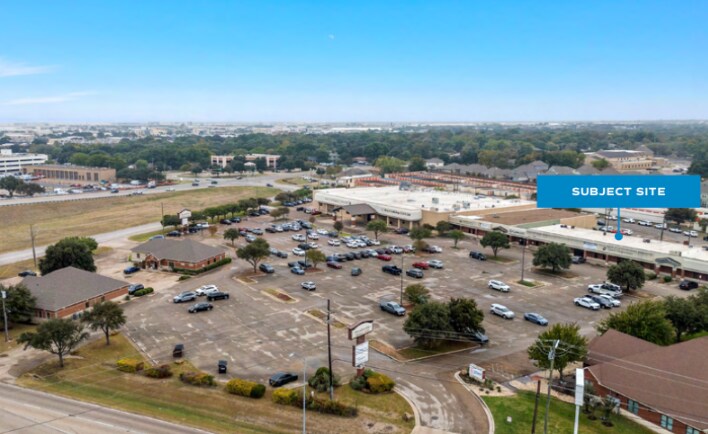 More Photos Of 502-540 Meadowlake Ctr, Waco Storefront For Lease