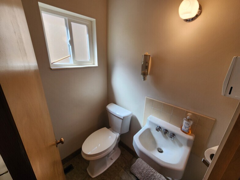 More Photos Of 520 3rd St, Idaho Falls Office For Sale