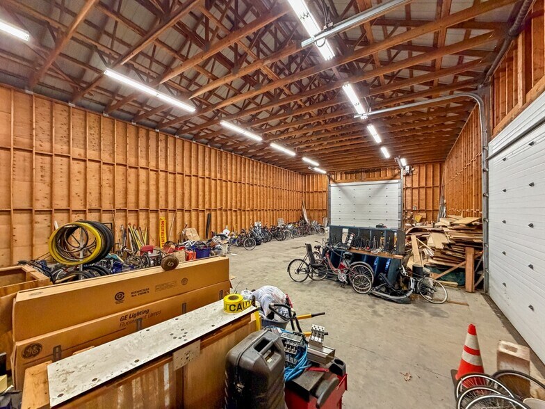 More Photos Of 40 River Rd, Barkhamsted Light Manufacturing For Sale