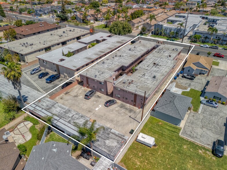 More Photos Of 7836 Stewart and Gray Rd, Downey Apartments For Sale