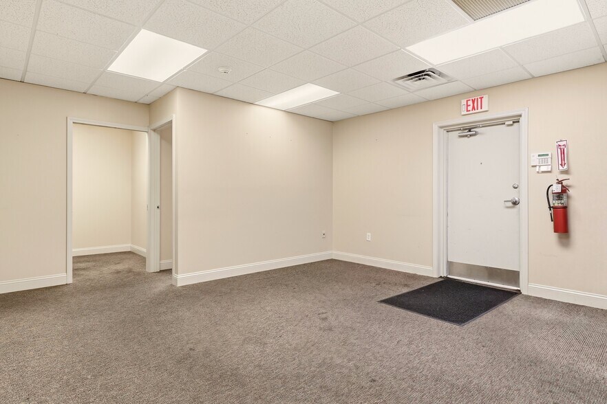 More Photos Of 9 San Bartola Dr, Saint Augustine Medical For Sale