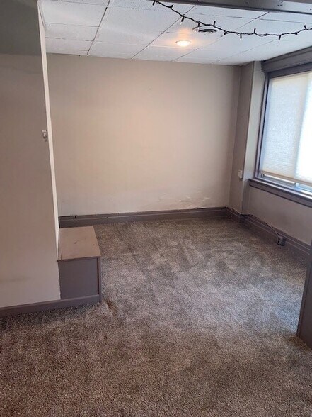 More Photos Of 452-454 Pearl St, Buffalo Storefront Retail Residential For Sale