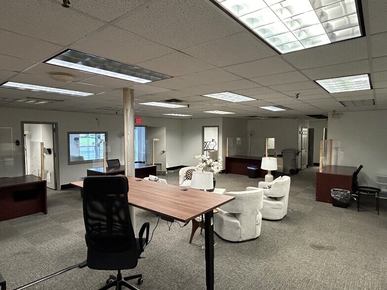 More Photos Of 6110 Boat Rock Blvd SW, Atlanta Warehouse For Lease