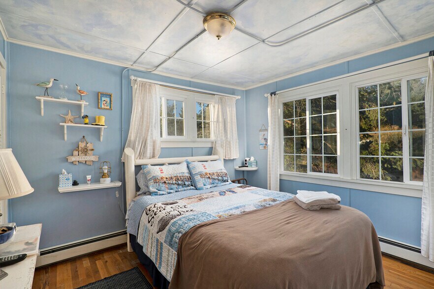 More Photos Of 27425 Spruce Ln, Evergreen Specialty For Sale