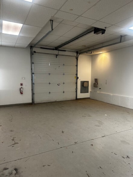 More Photos Of 7505 E Harvard Ave, Denver Flex For Sale