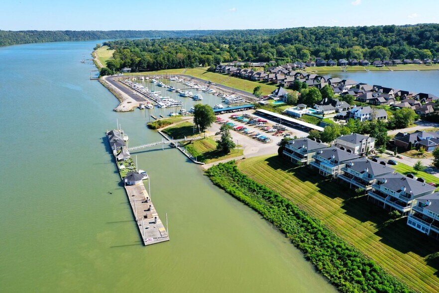 More Photos Of 1900 Victory Ln, Prospect Marina For Sale