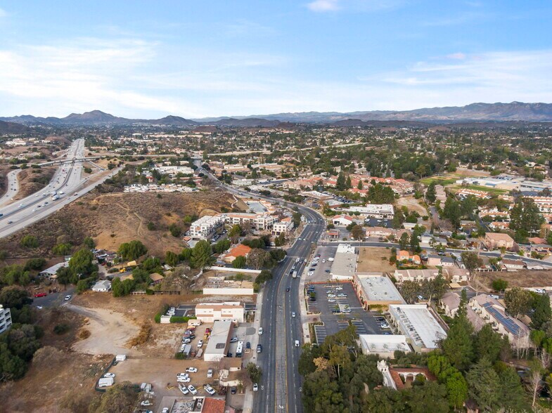 More Photos Of 1801-1819 E Thousand Oaks Blvd, Thousand Oaks Unknown For Lease