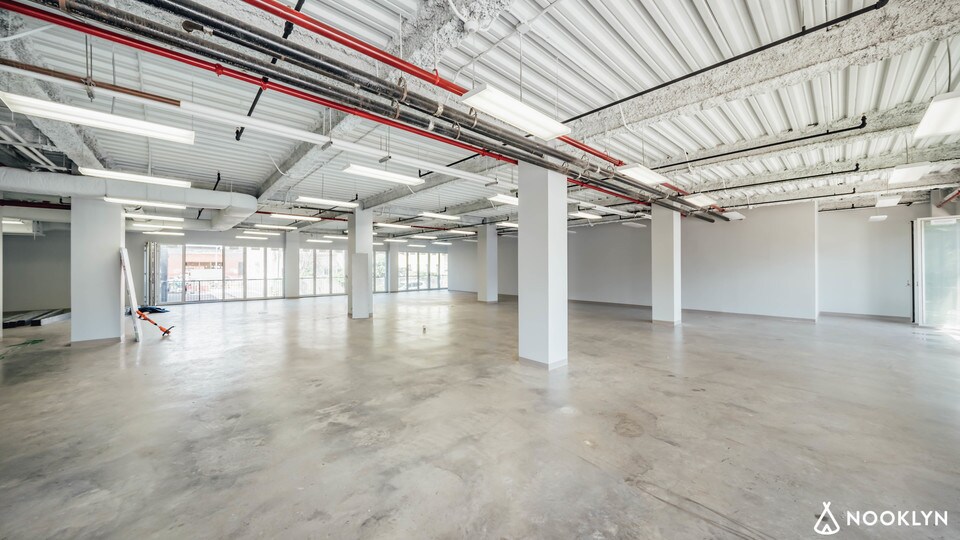 More Photos Of 13 Grattan St, Brooklyn Office For Sale