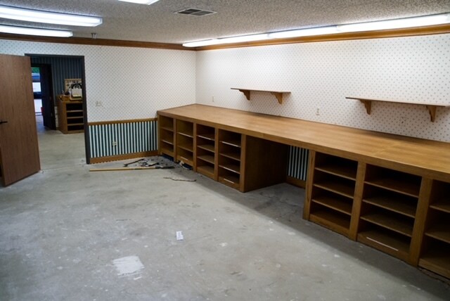 More Photos Of 11920 Goldring Rd, Arcadia Warehouse For Sale