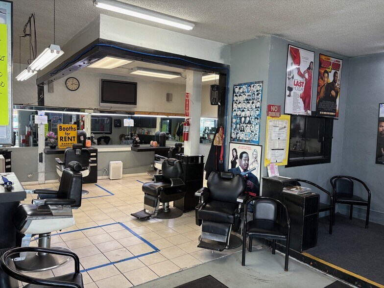 More Photos Of 3612-3620 W Jefferson Blvd, Los Angeles Storefront For Lease