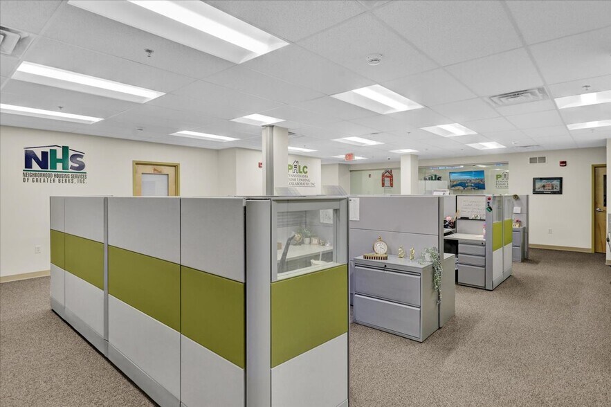 More Photos Of 213 N 5th St, Reading Office For Lease