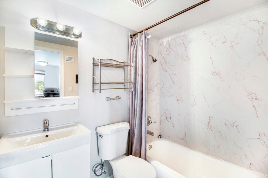 More Photos Of 268 NW 34th St, Miami Apartments For Sale