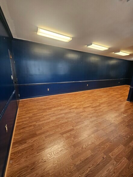 More Photos Of 5852 Washington Blvd, Arlington Storefront Retail Office For Lease