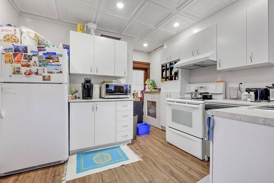 More Photos Of 1031 Carling Av, Ottawa Apartments For Sale