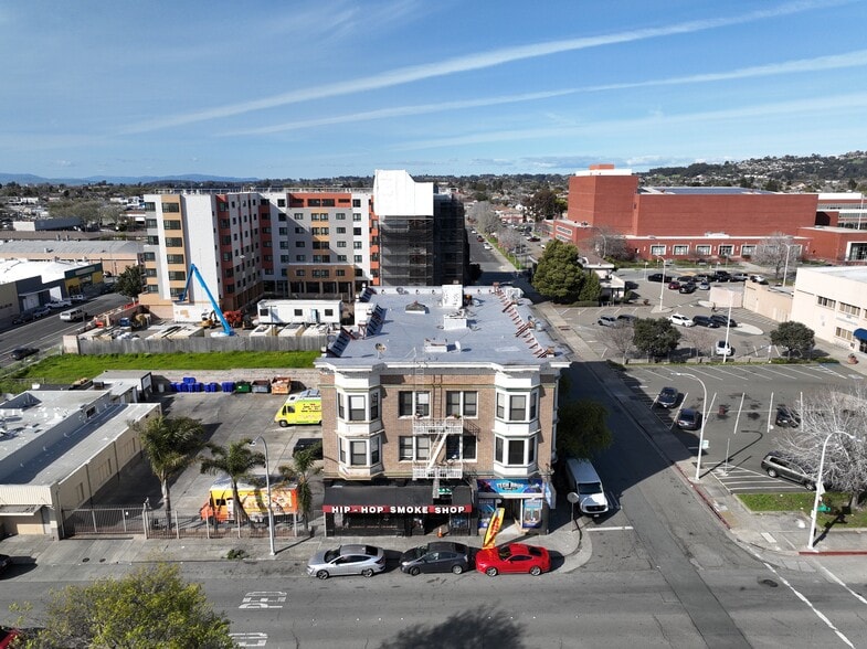 Primary Photo Of 315 25th St, Richmond Apartments For Sale