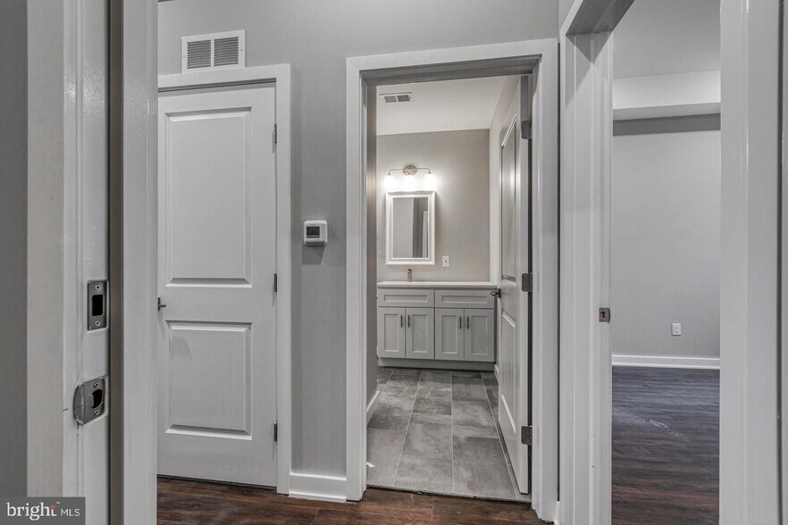 More Photos Of 1316 S Broad St, Philadelphia Apartments For Sale