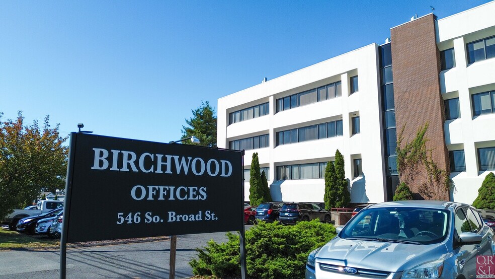 More Photos Of 546 S Broad St, Meriden Medical For Lease