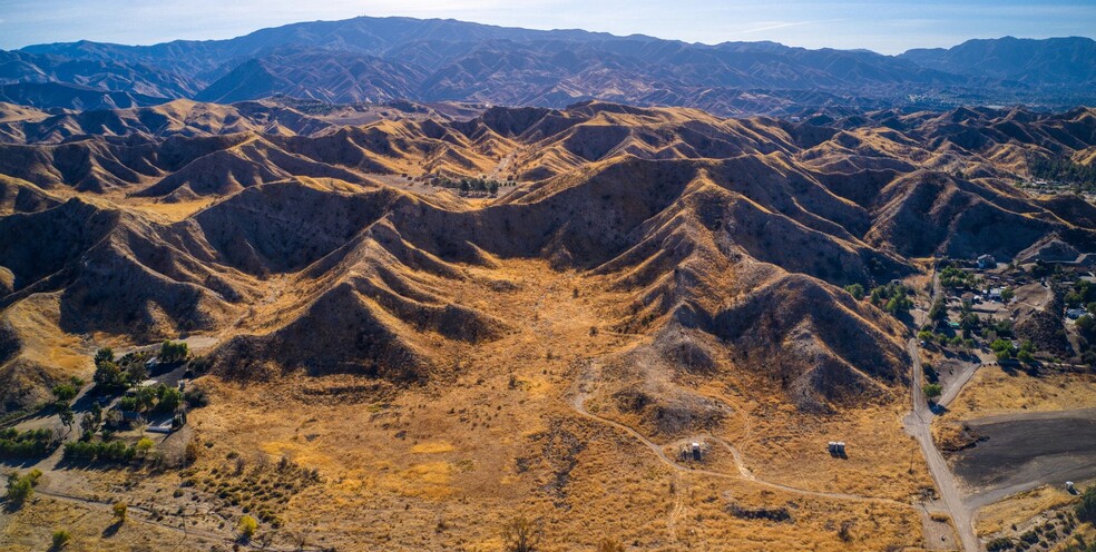 Primary Photo Of The Old Dirt Rd, Agua Dulce Land For Sale