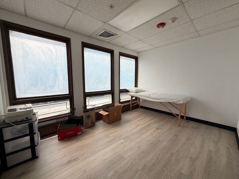 More Photos Of 333 School St, Pawtucket Medical For Sale