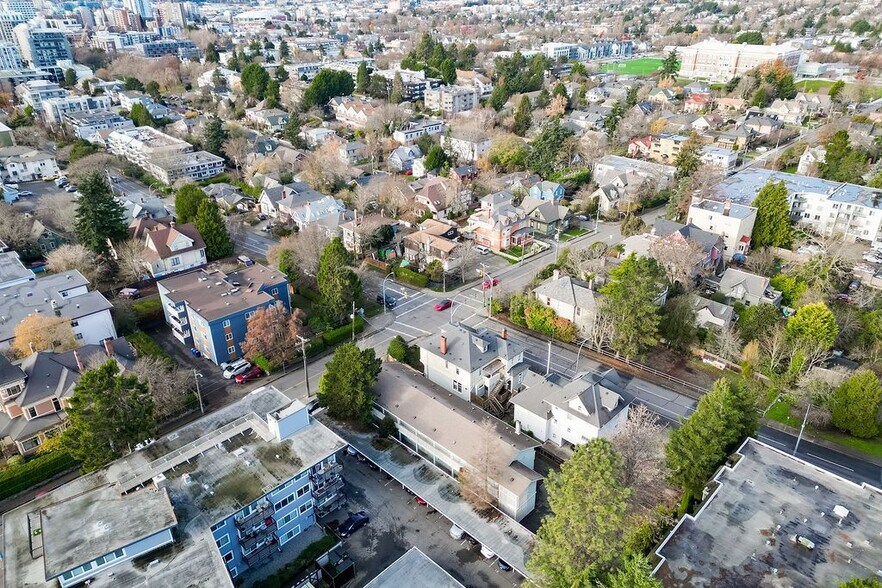More Photos Of 1321 Fernwood Rd, Victoria Apartments For Sale