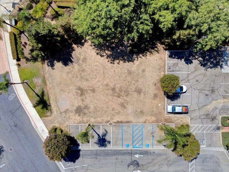 More Photos Of Canyon Springs Parkway, Riverside Land For Lease