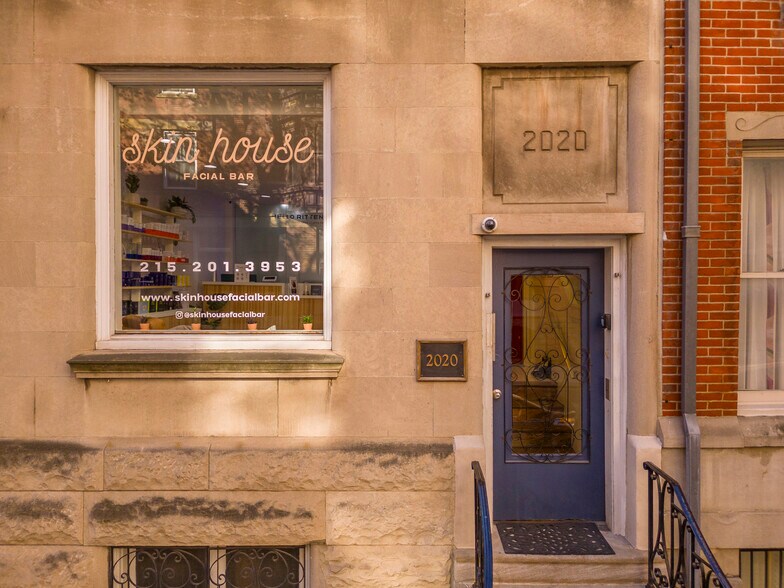 More Photos Of 2020 Locust St, Philadelphia Apartments For Sale