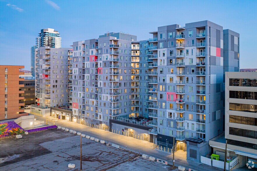 More Photos Of 1235 11th Ave SW, Calgary Apartments For Lease