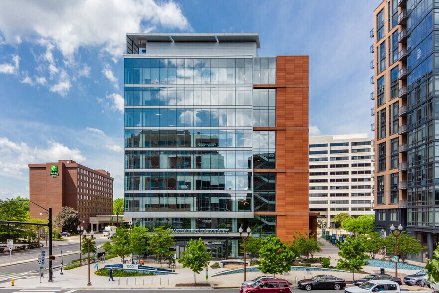 More Photos Of 1000 North Glebe Rd, Arlington Office For Lease