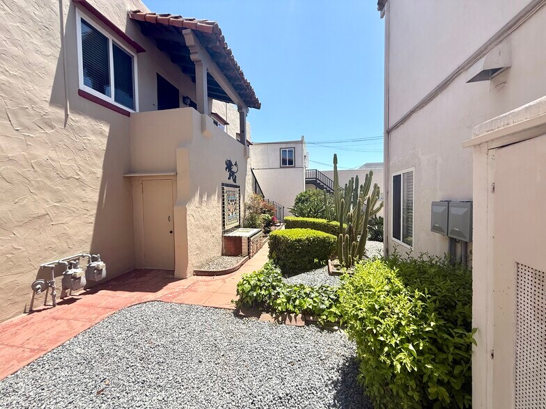 More Photos Of 3501 Park Blvd, San Diego Apartments For Sale