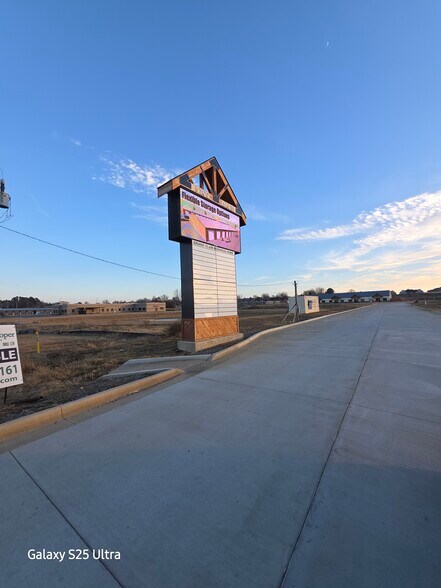 More Photos Of 5300 S Zero St, Fort Smith Storefront Retail Office For Sale