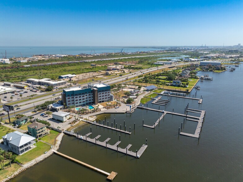 More Photos Of 7509 Broadway St, Galveston Lodge Meeting Hall For Sale