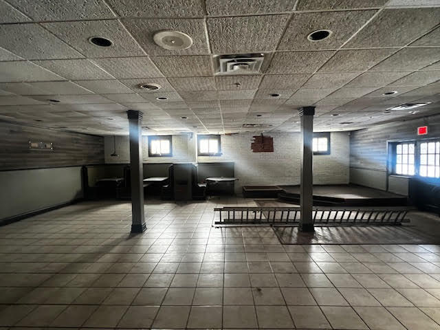 More Photos Of 14 Railroad St, Victor Freestanding For Lease