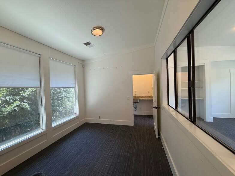 More Photos Of 110 Tiburon Blvd, Mill Valley Office For Lease