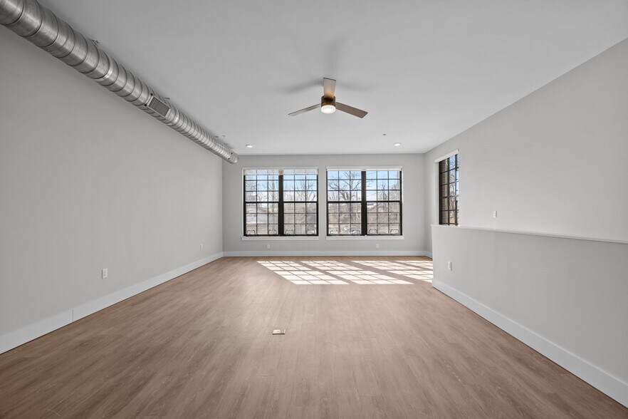 More Photos Of 315 Haywood Rd, Asheville Storefront Retail Residential For Sale