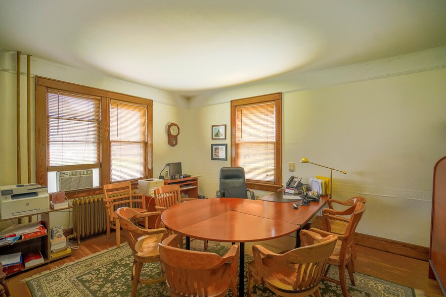 More Photos Of 142 Oak Tree Ave, South Plainfield Office For Lease