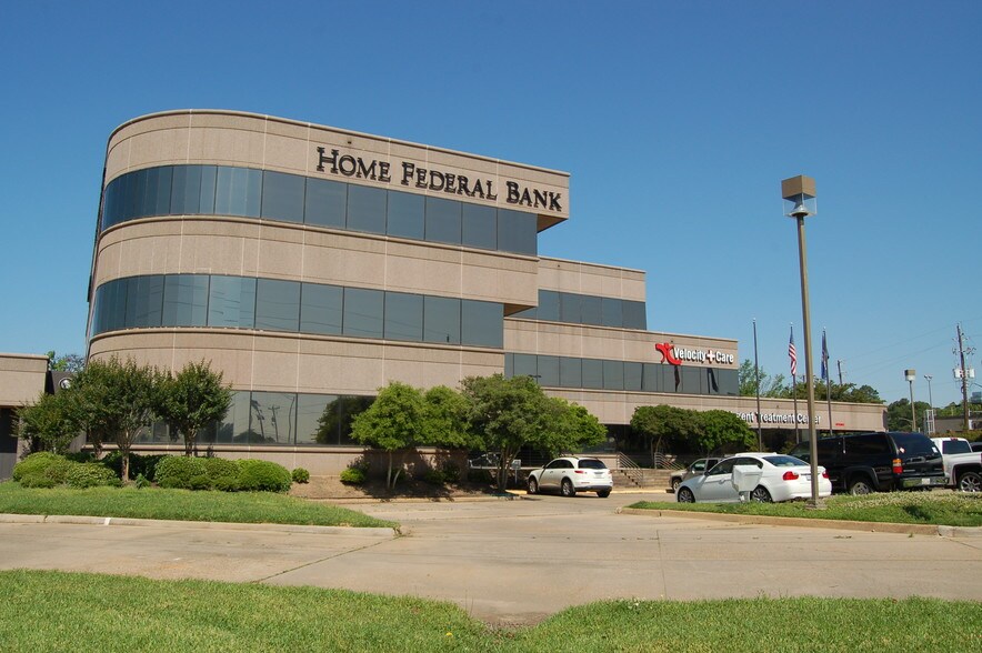 More Photos Of 9300 Mansfield Rd, Shreveport Medical For Sale